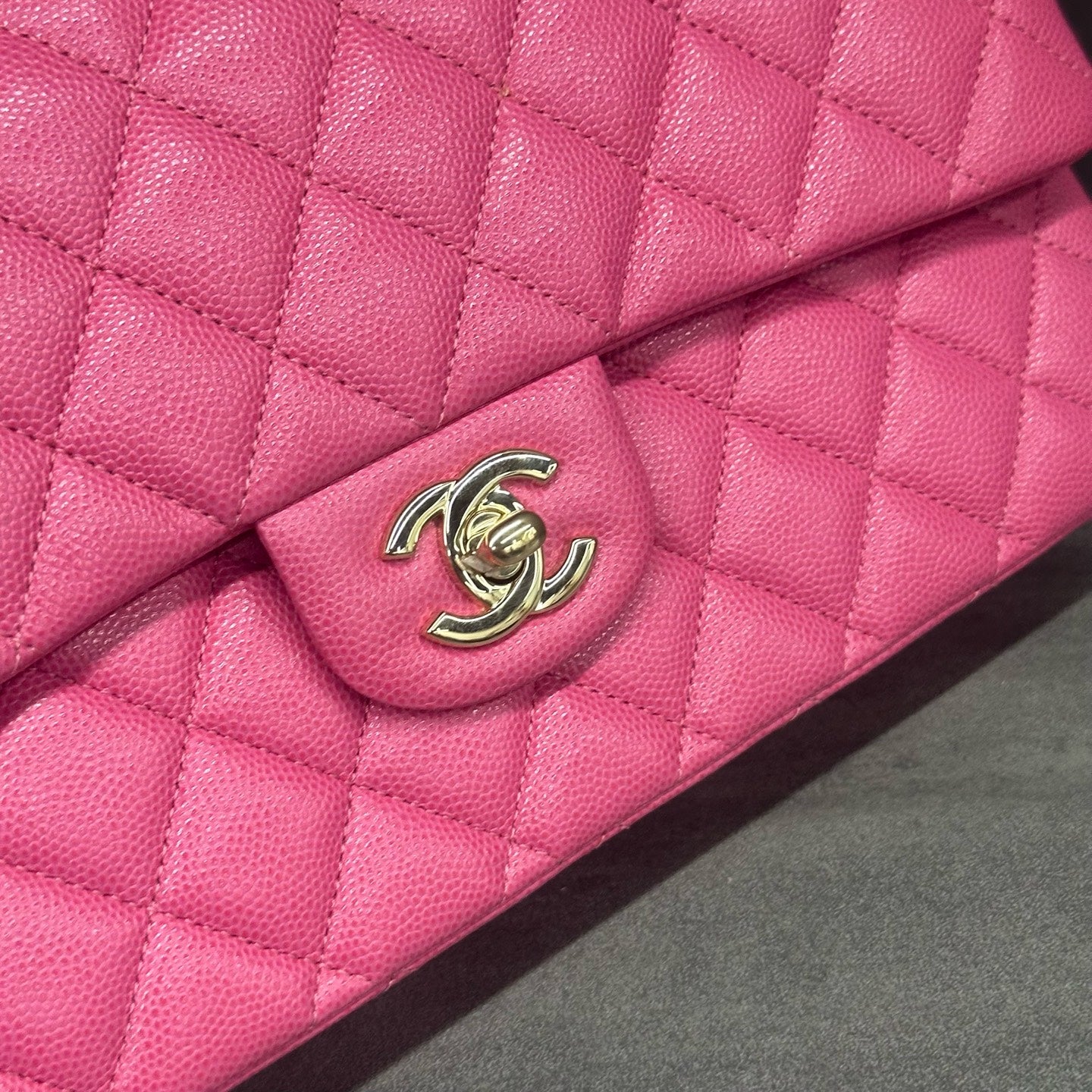 Chanel Classic Flap middle size  lichee pattern cowhide Pink-Gold