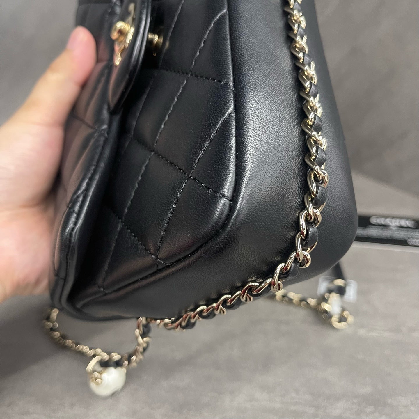 Chanel Classic Flap mini square sheepskin black-gold with Pearl chains