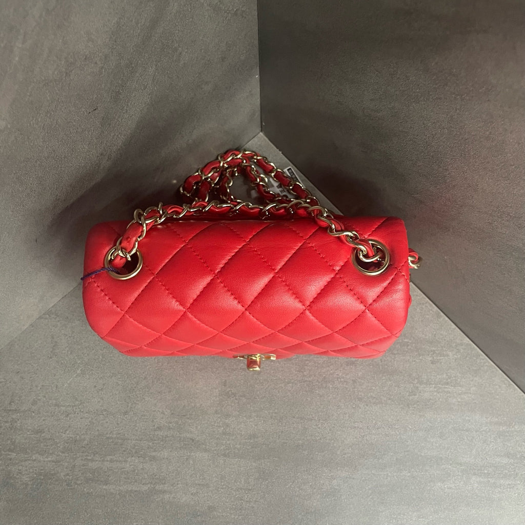 Chanel Classic Flap mini square Red sheepskin