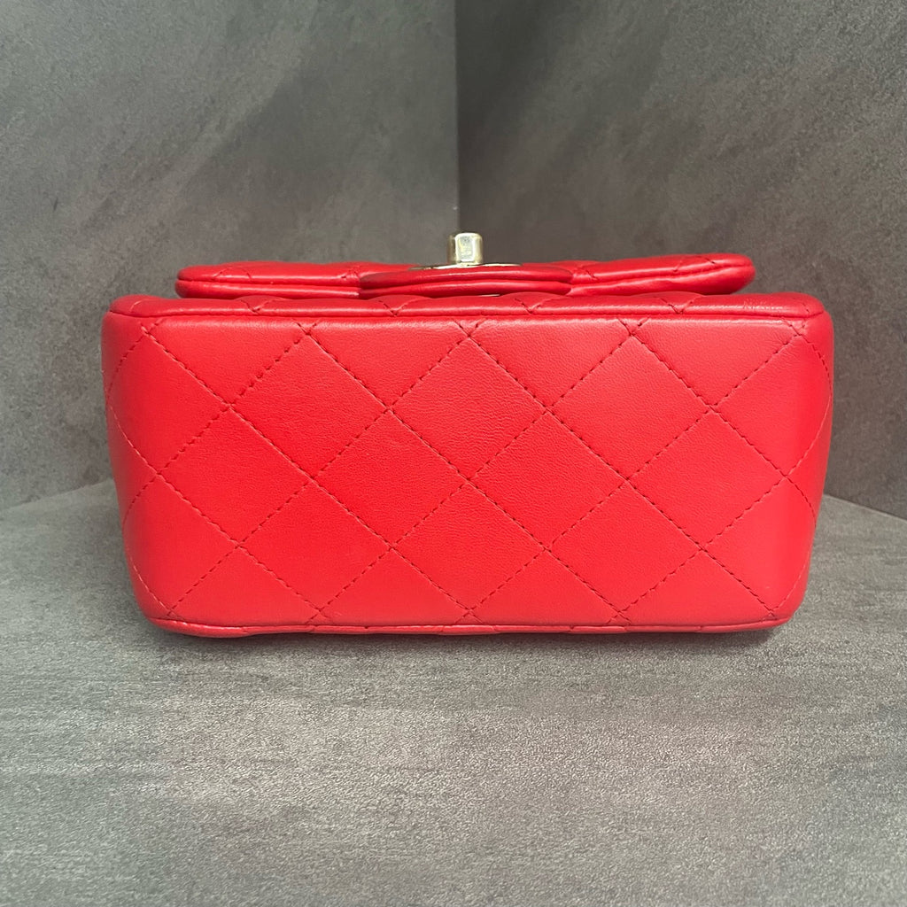 Chanel Classic Flap mini square Red sheepskin