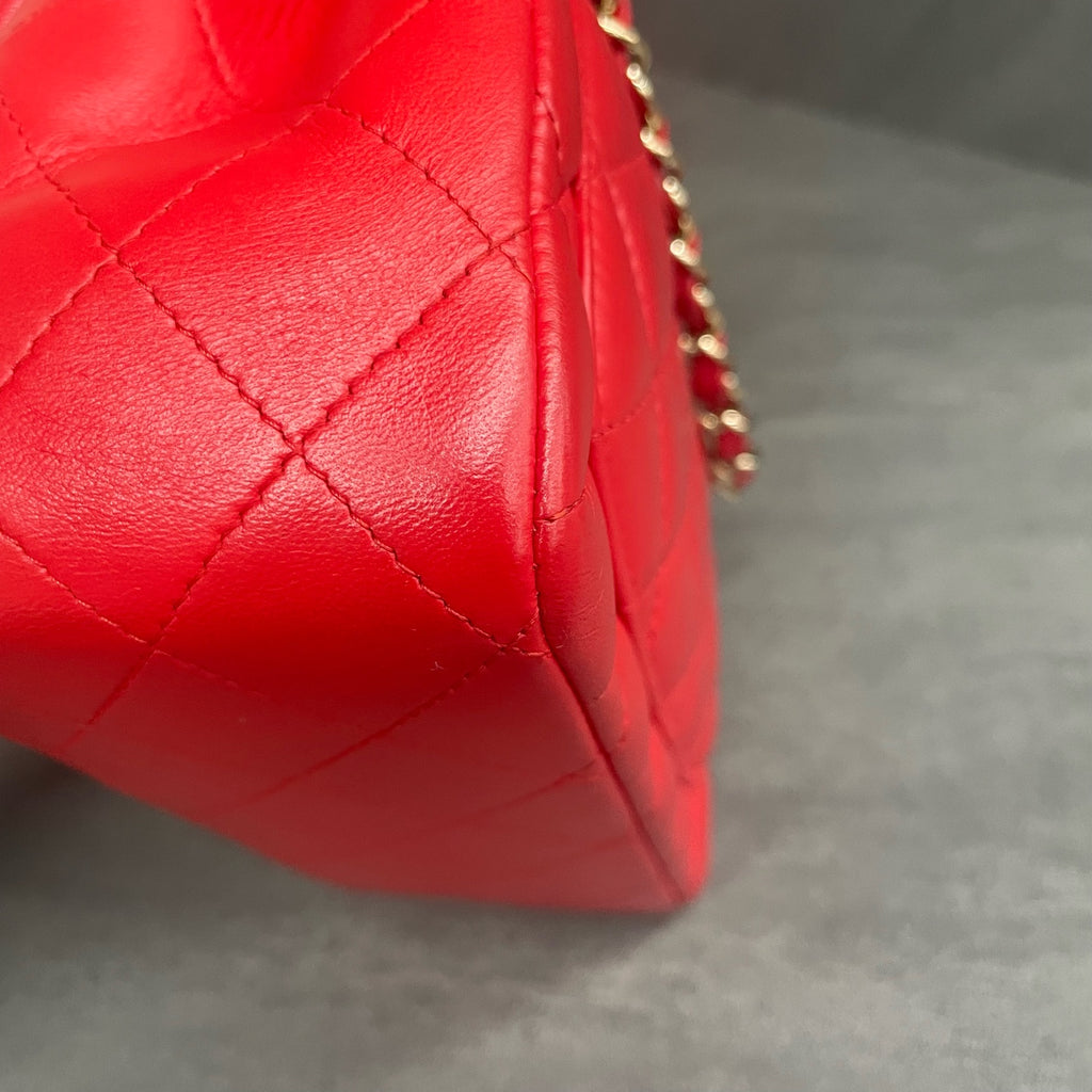 Chanel Classic Flap mini square Red sheepskin