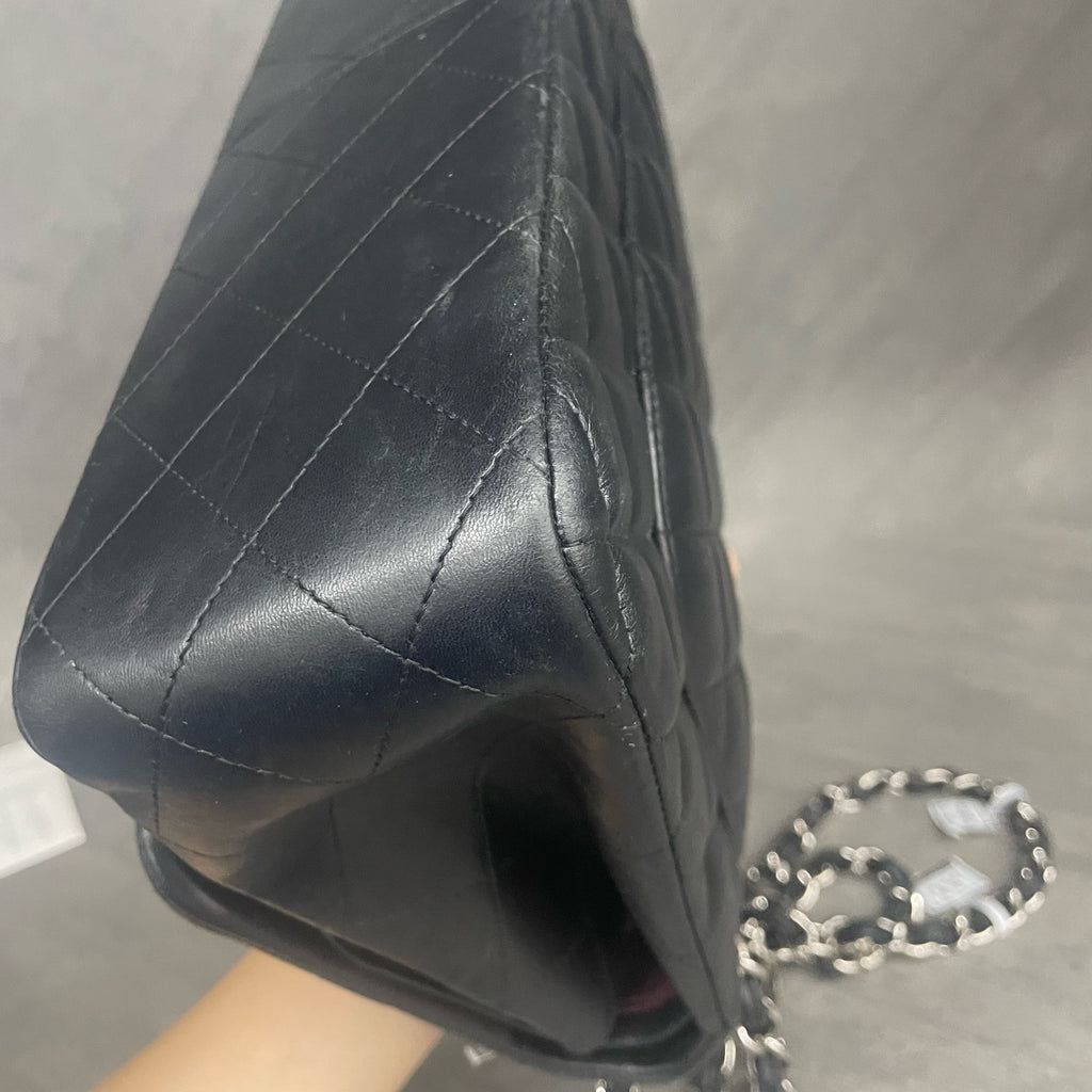 CHANEL Classic Flap JUMBO Lambskin Black-Golden