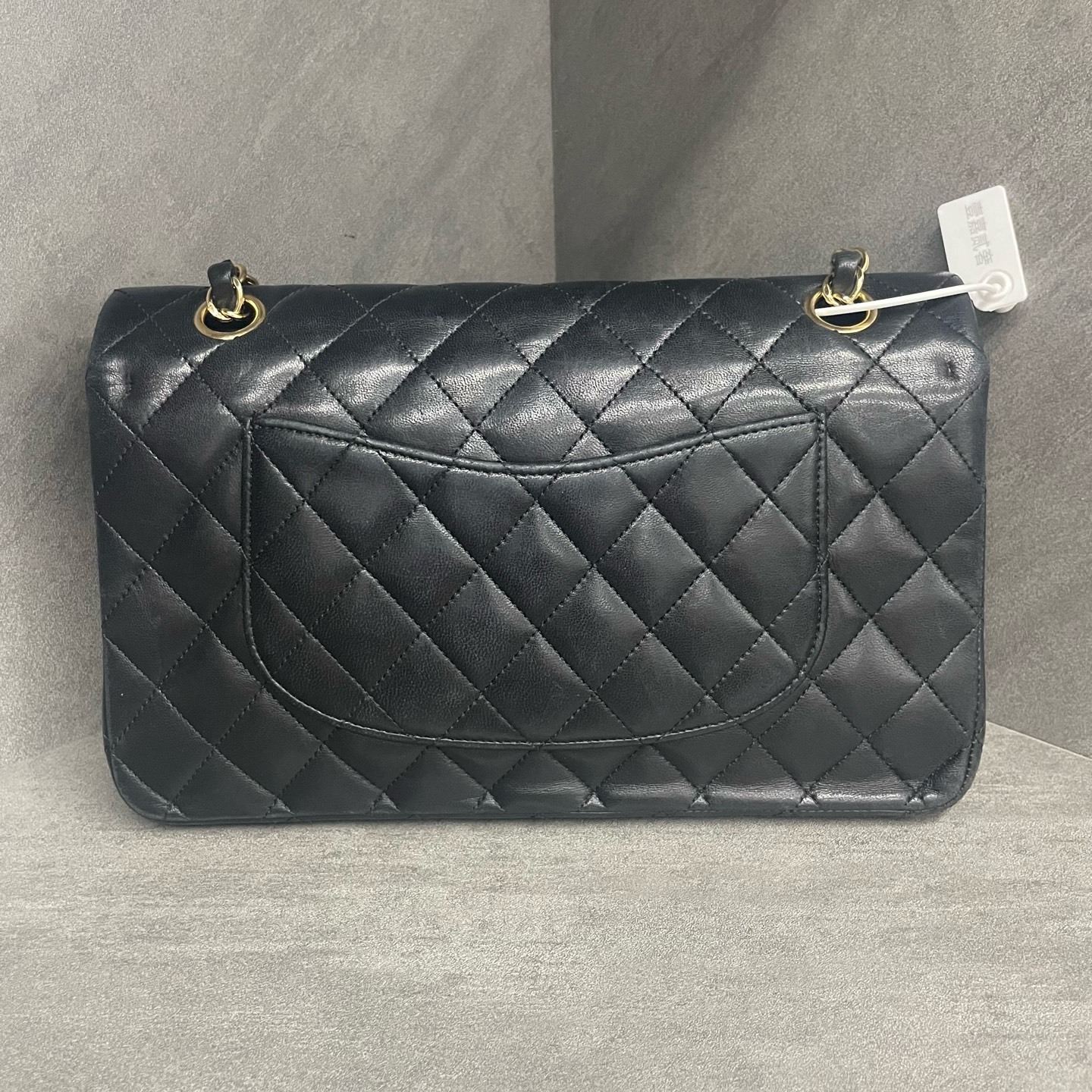 Chanel Classic Flap sheepskin middle size Black-Gold
