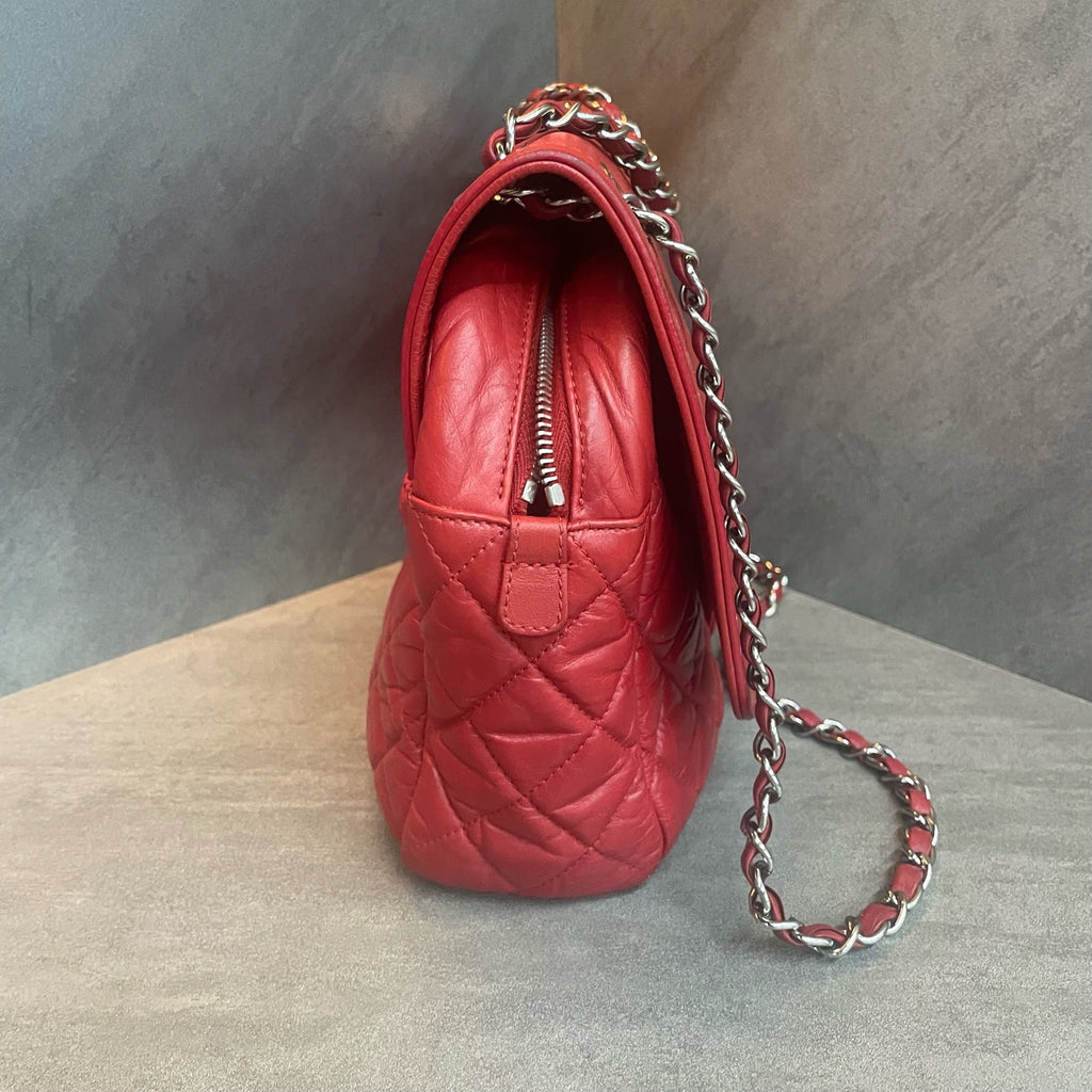 Chanel Classic Flap Puff shape Red-Sliver Airport bag