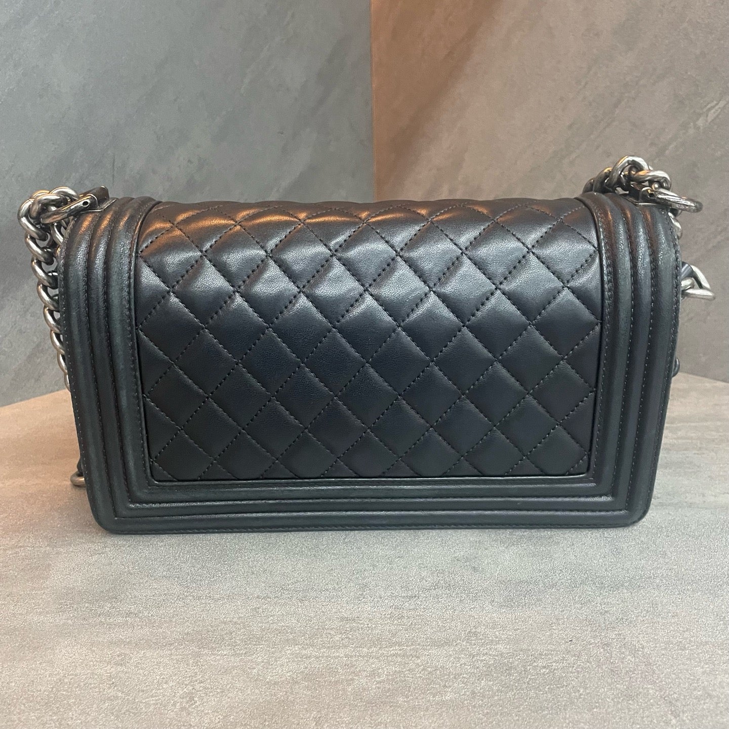 Chanel leboy sheepskin &nbsp;middle size black sliver