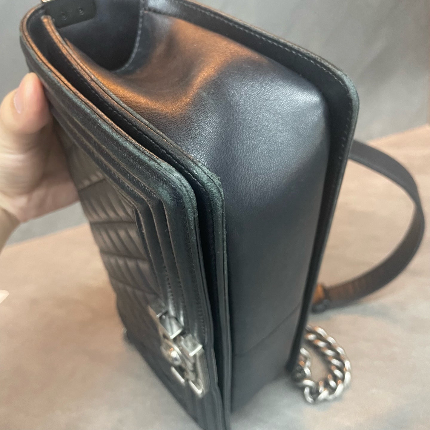 Chanel leboy sheepskin &nbsp;middle size black sliver