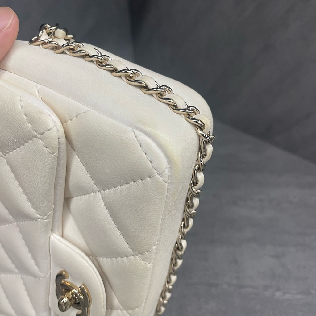 Chanel Classic Flap mini size white with Pearl chain