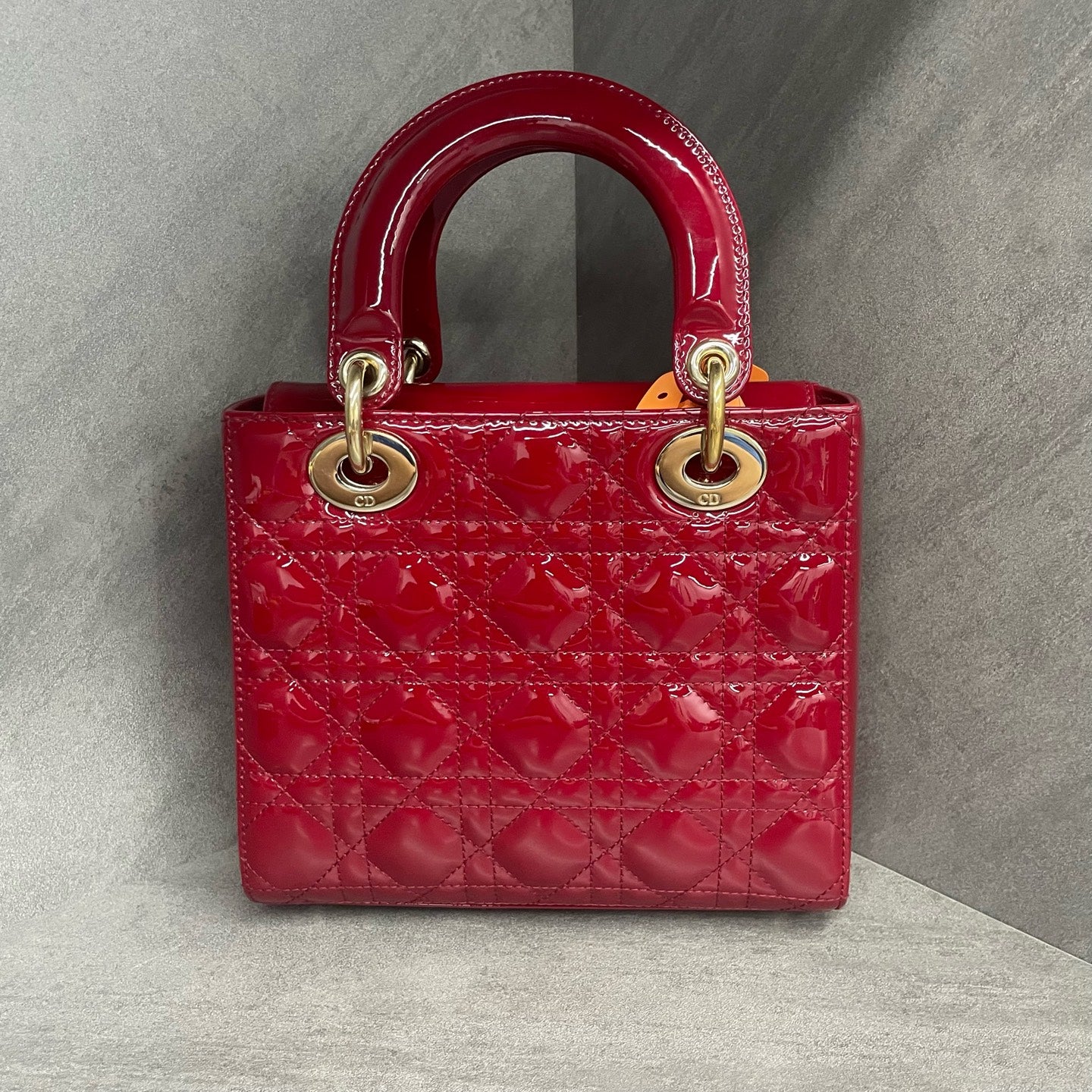Dior Lady dior middle size Patent leather red Letter shoulder straps