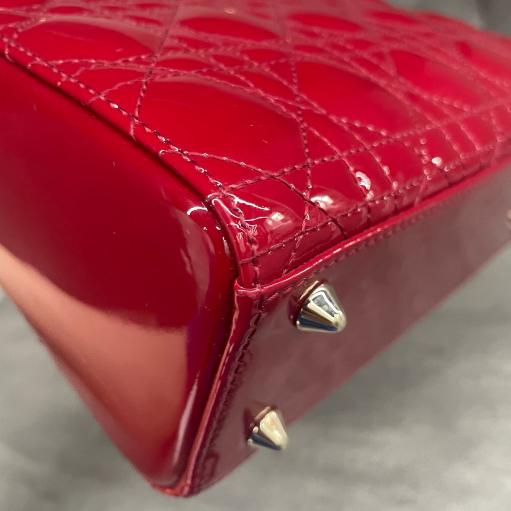 Dior Lady dior middle size Patent leather red Letter shoulder straps