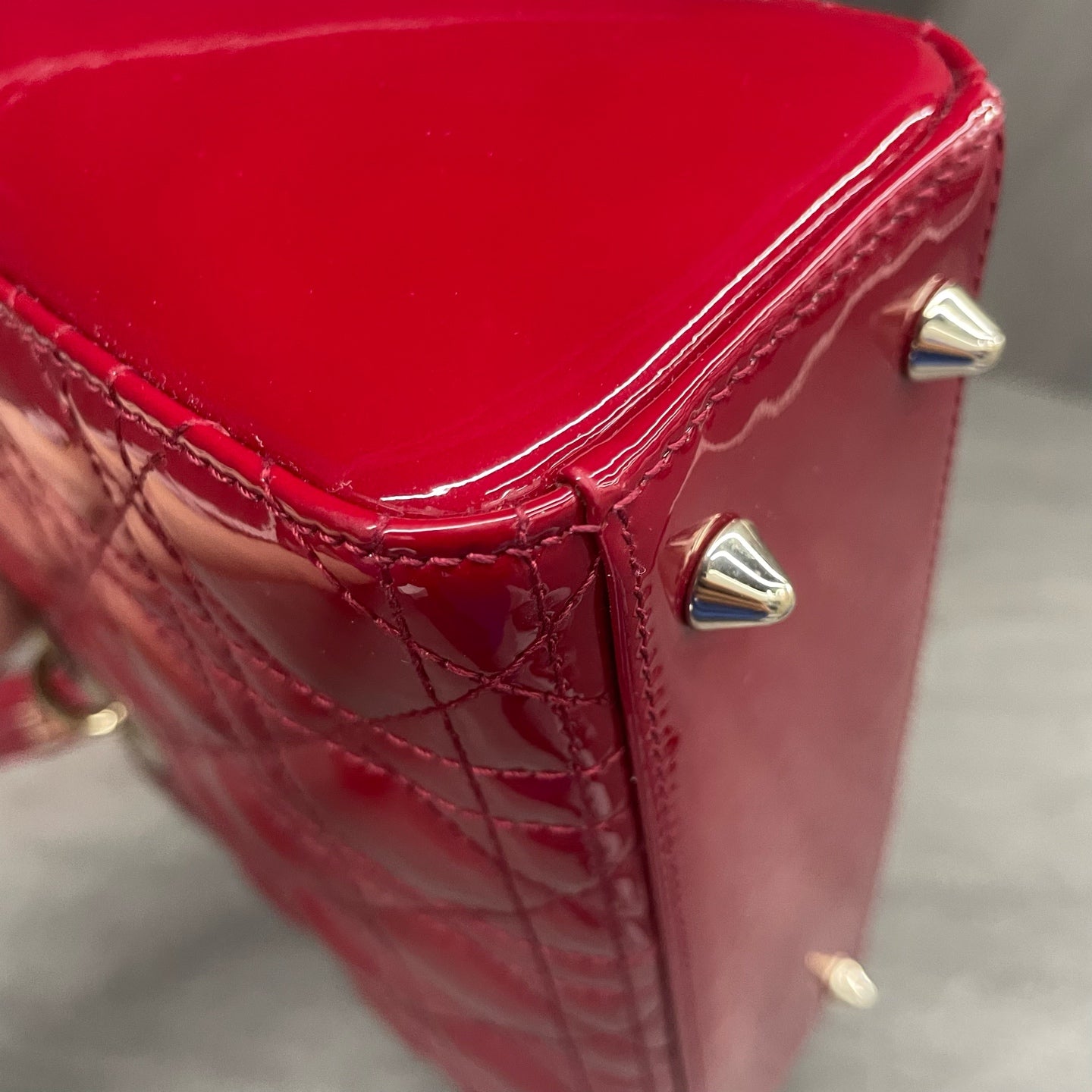 Dior Lady dior middle size Patent leather red Letter shoulder straps