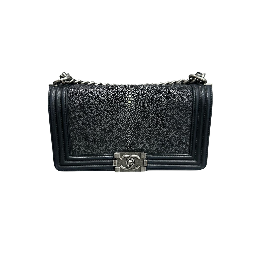 Chanel leboy fish skin middle size black