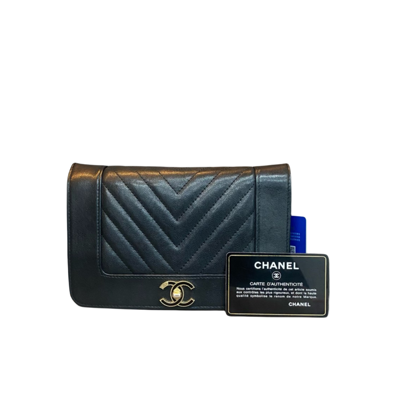 Chanel Diana Flap “V” pattern woc Black-Gold